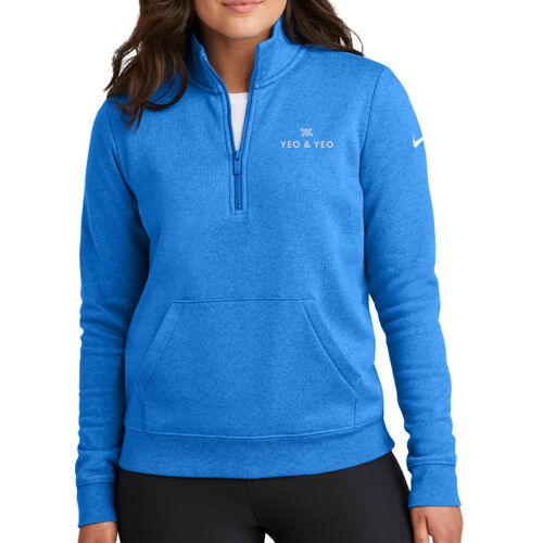 Nike Women's Club Fleece Sleeve Swoosh 1/2-Zip Thumbnail
